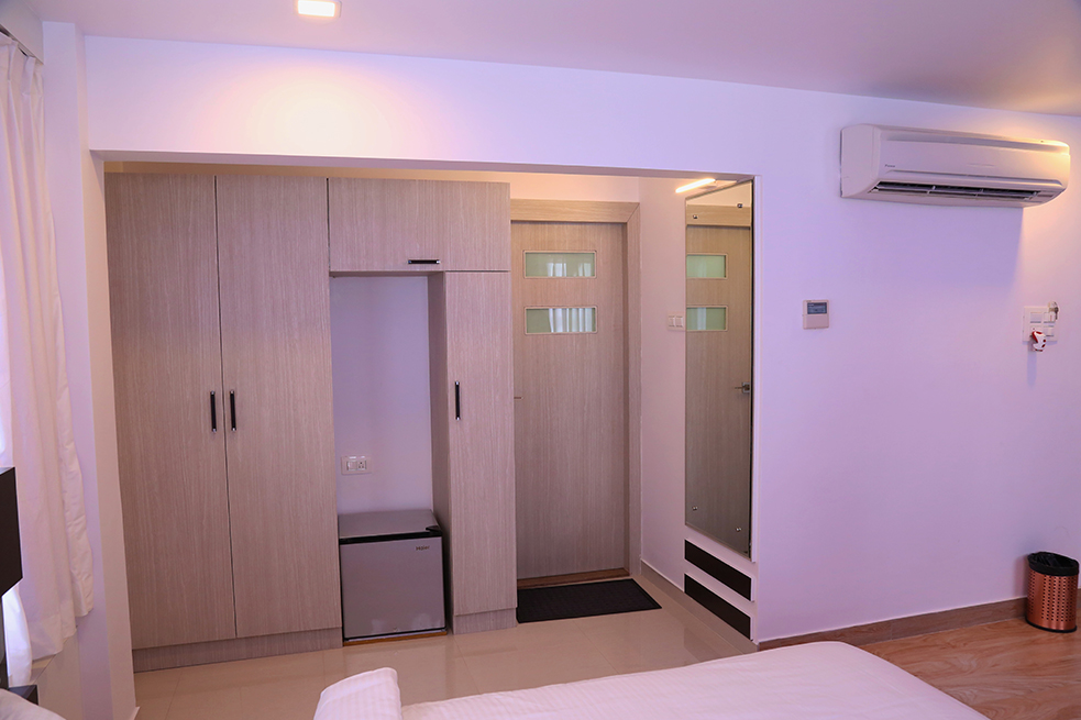 luxury-room luxury-room